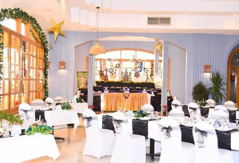 هتل Sentido Akassia Beach