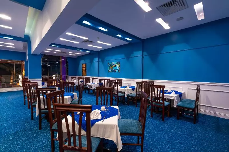 هتل Sentido Akassia Beach