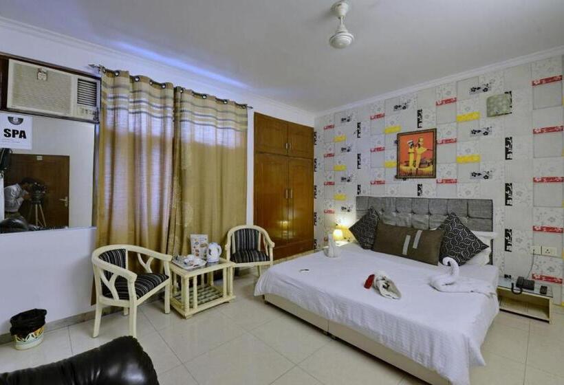 호텔 Silver Leaf Noida