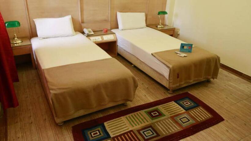 호텔 Silver Leaf Noida