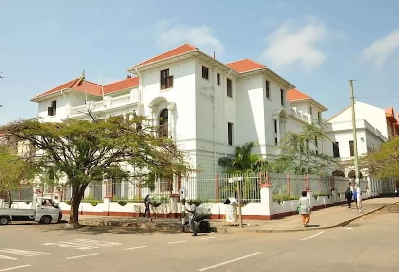 هتل Bulawayo Club