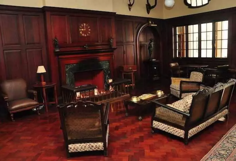 هتل Bulawayo Club