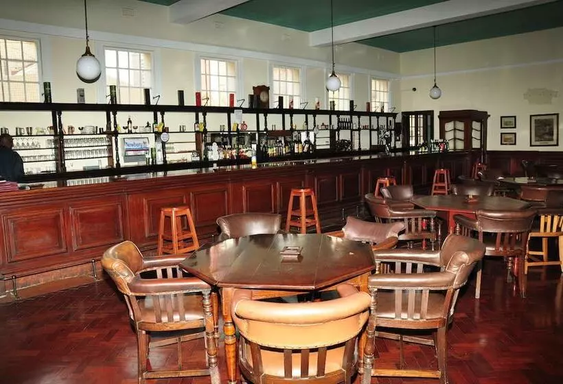 هتل Bulawayo Club