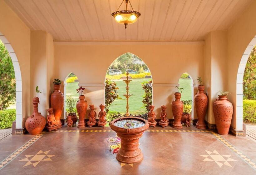 בית מלון כפרי Welcomheritage Golf View