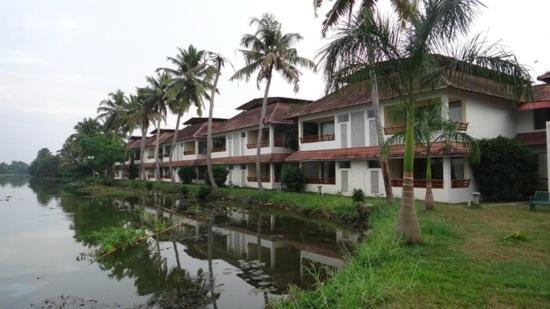 Manor Back Water Resort