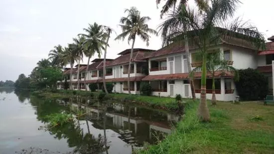 Manor Back Water Resort