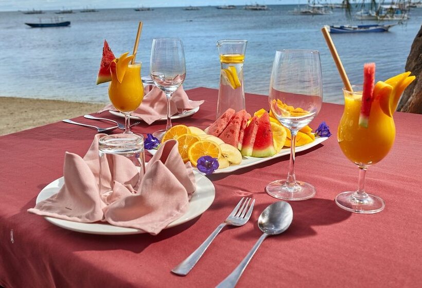 Ocean Vida Beach And Dive Resort