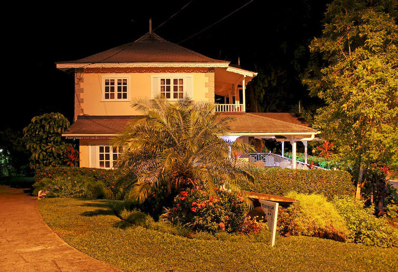 Plantation Beach Villas