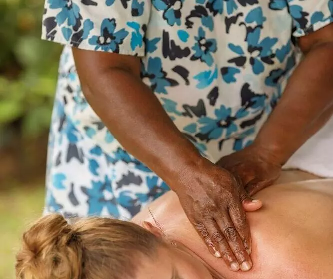 استراحتگاه The Terraces Boutique Apartments