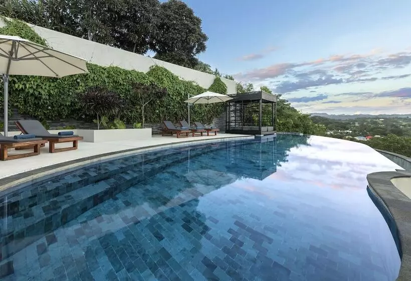 استراحتگاه The Terraces Boutique Apartments