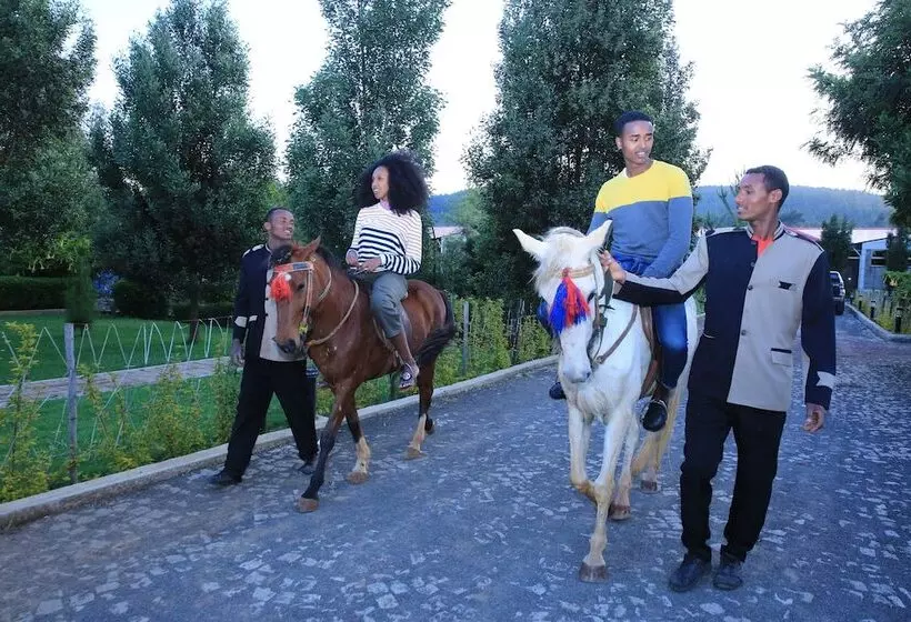 استراحتگاه Yaya Africa Athletics Village