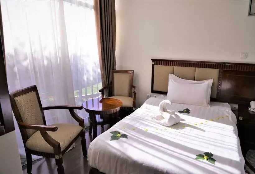 استراحتگاه Yaya Africa Athletics Village