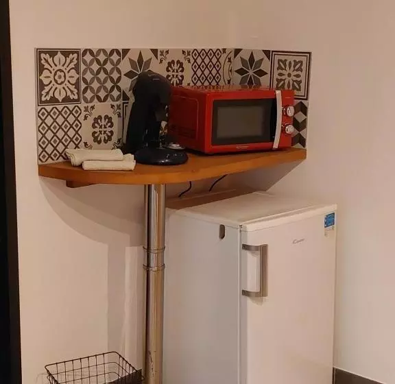 ベッドアンドブレックファースト Le Mas Des Roches Jacuzzi Privatif