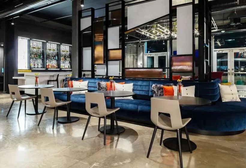 ホテル Aloft Dallas Arlington South