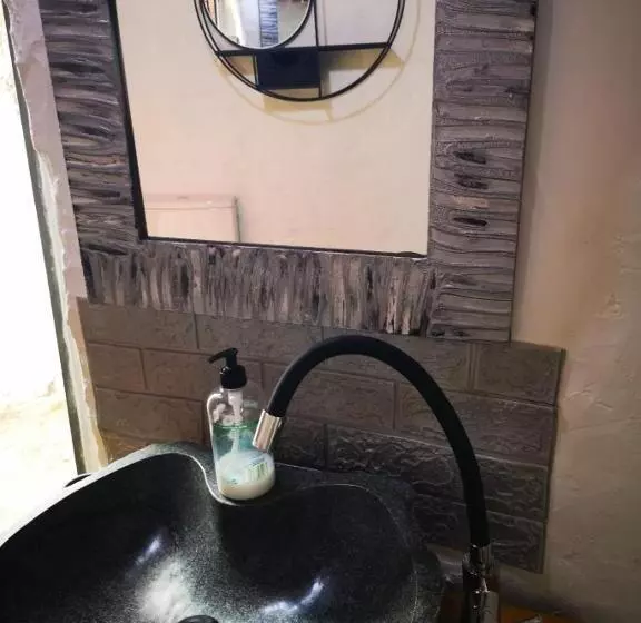 Majatalo Suite Zen Y Cueva Refugio