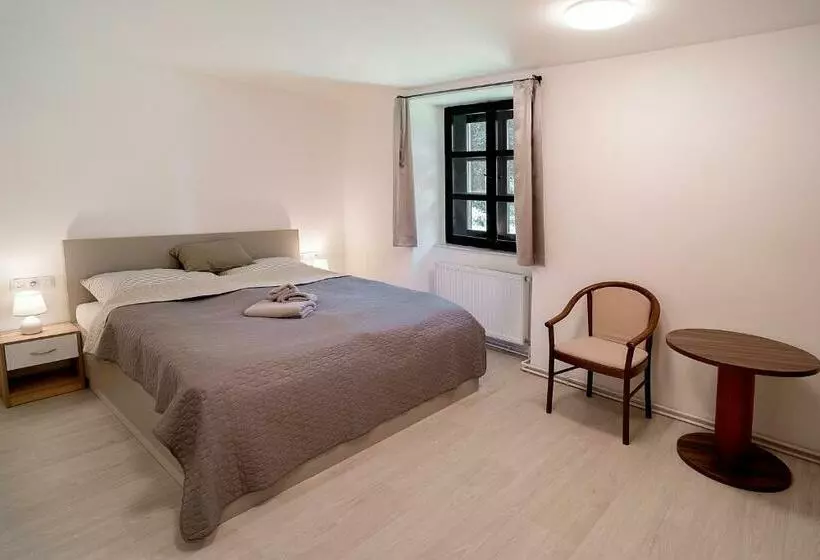 Majatalo U šumavských Pramenů