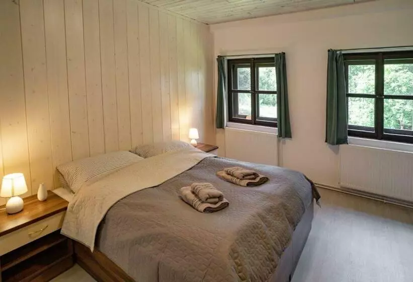 Majatalo U šumavských Pramenů