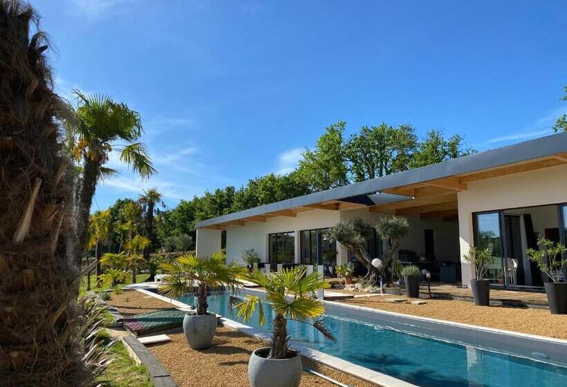 פנסיון Villa Eden