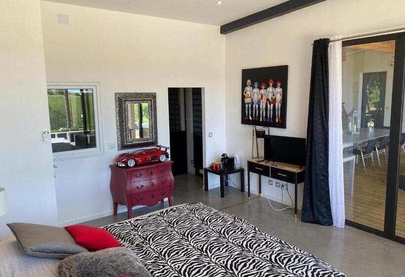 פנסיון Villa Eden