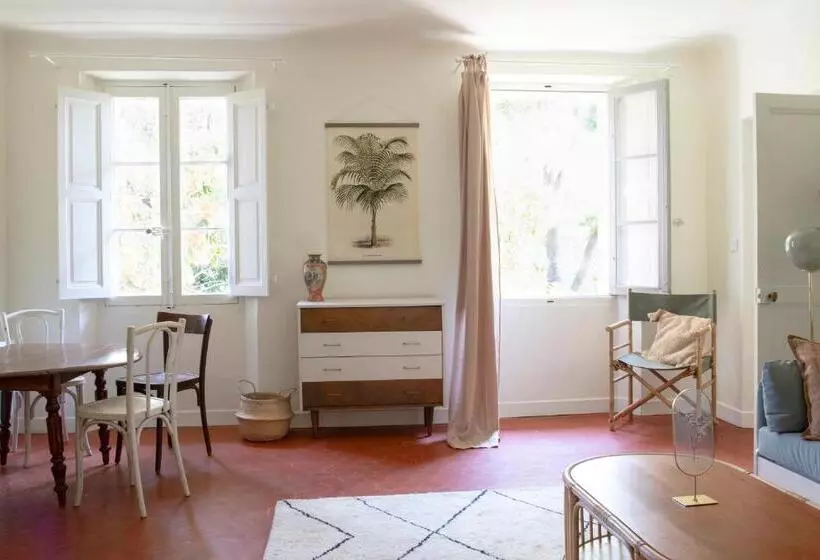 Aamiaismajoitus (B&B) Maison Sumiane