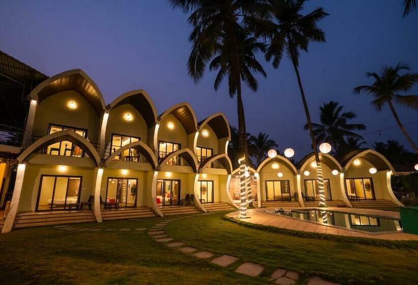 בית מלון כפרי Eleven Petals Resort