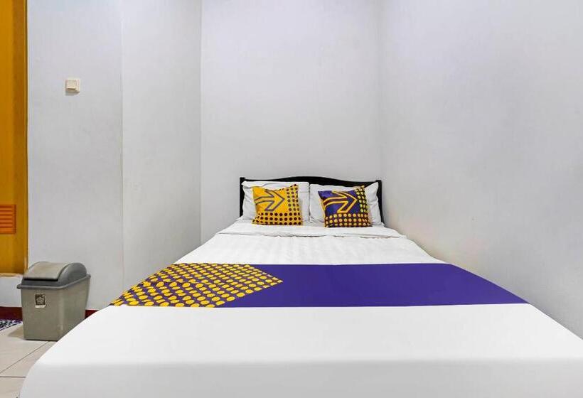 Hotel Spot On 91221 Pondok Nsn Syariah