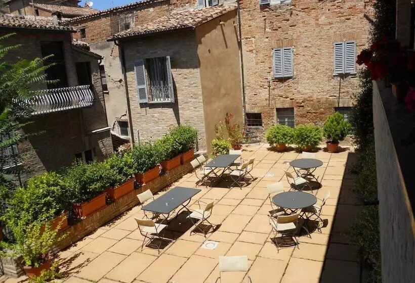 Отель Albergo Italia