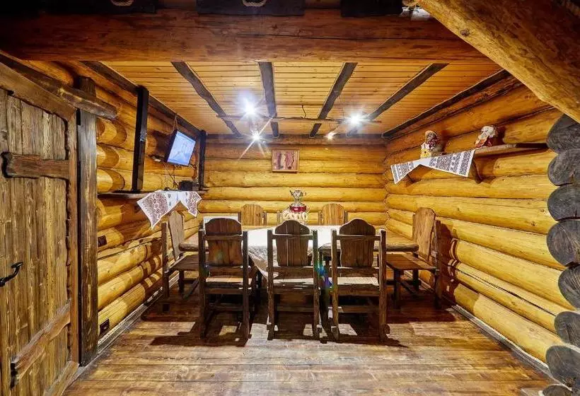 בית מלון כפרי Art Hall