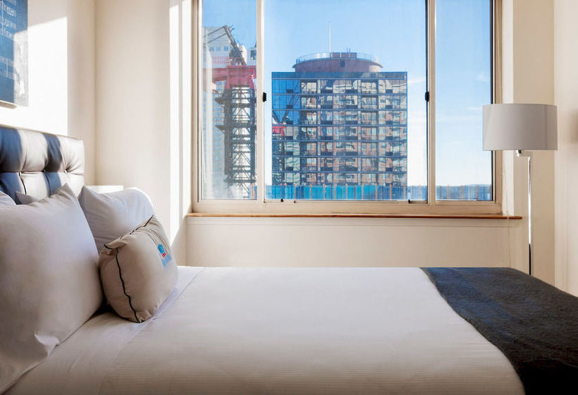 فندق Churchill At Washington Blvd