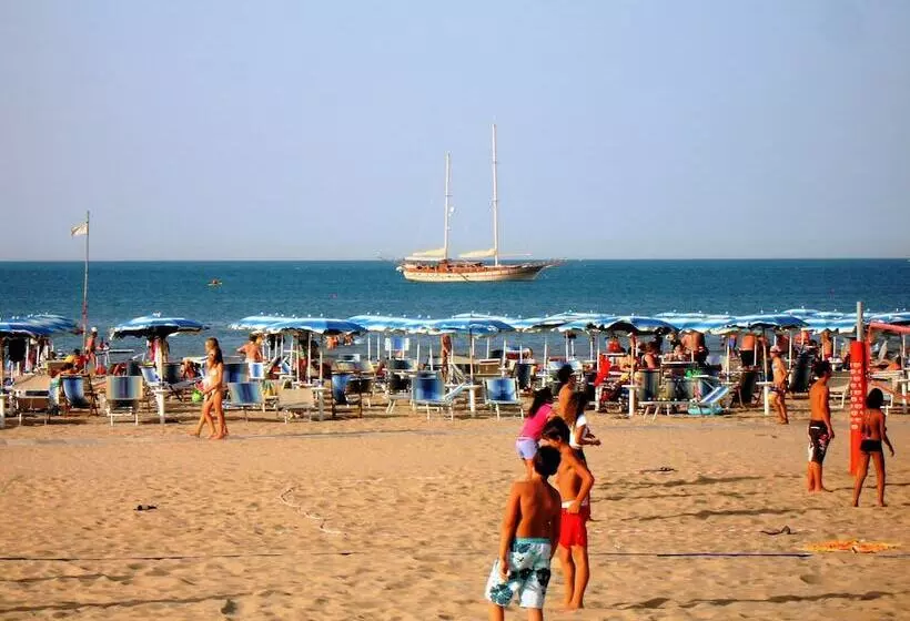 Отель I Melograni