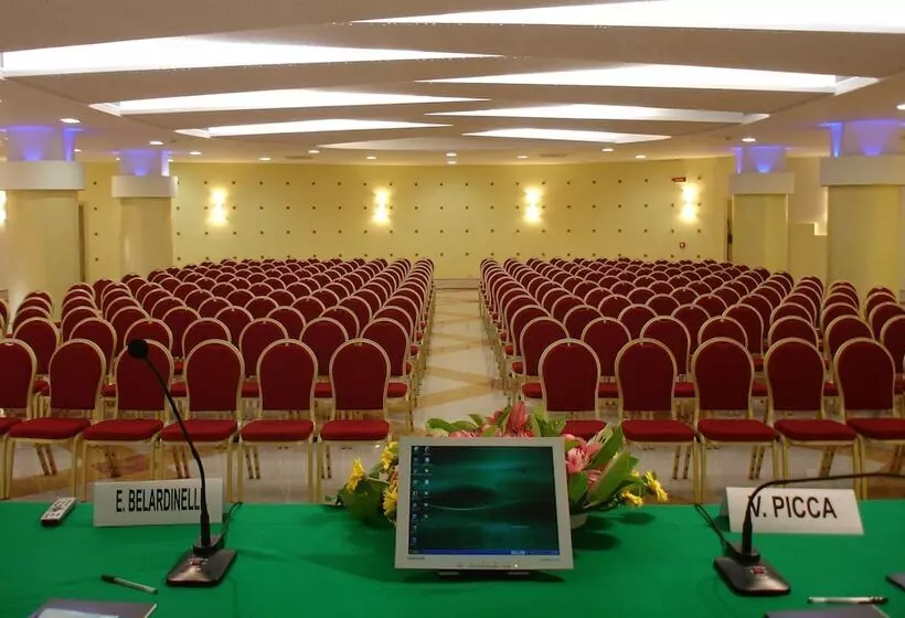 Отель I Melograni