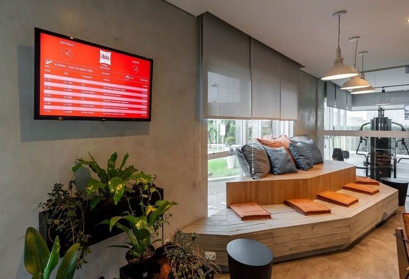 هتل Ibis Vitoria Aeroporto