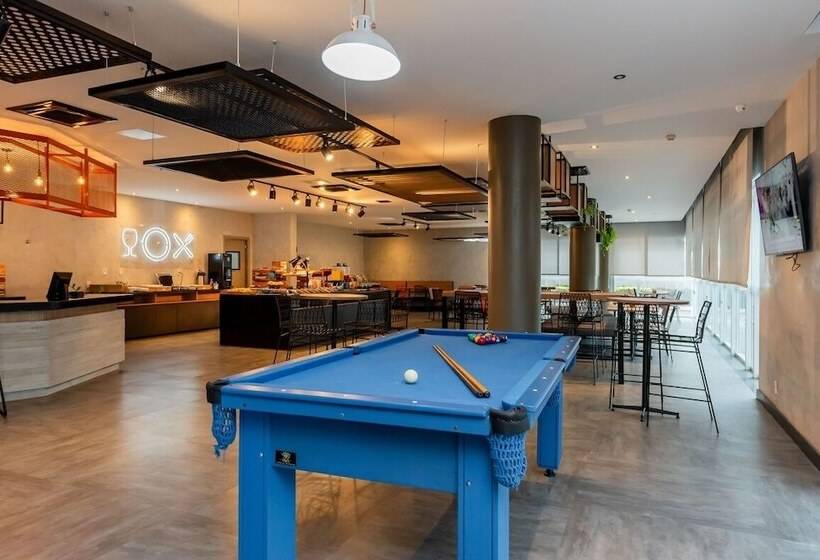 هتل Ibis Vitoria Aeroporto