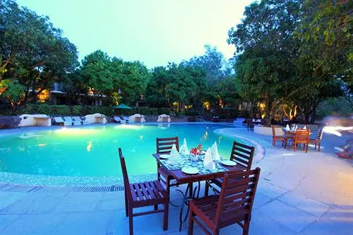 ホテル Infinity Corbett Wilderness Resort