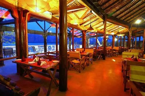 ホテル Infinity Corbett Wilderness Resort