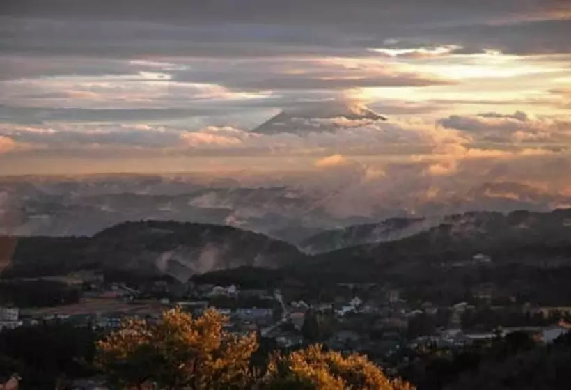호텔 Kirishima Onsen Ryokojin Sanso