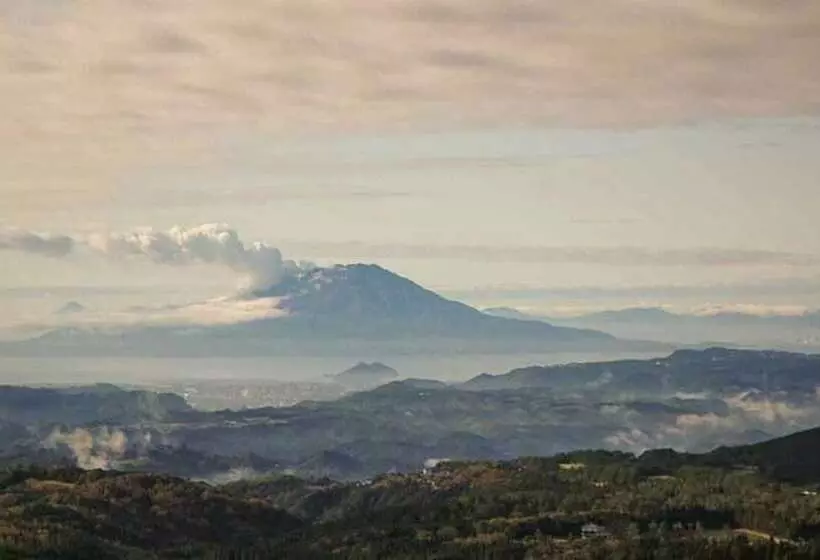 호텔 Kirishima Onsen Ryokojin Sanso