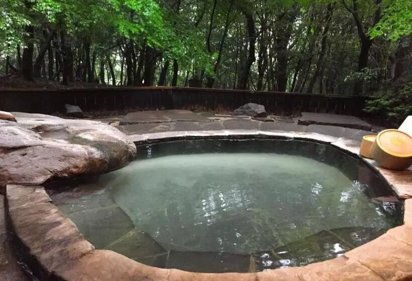 호텔 Kirishima Onsen Ryokojin Sanso