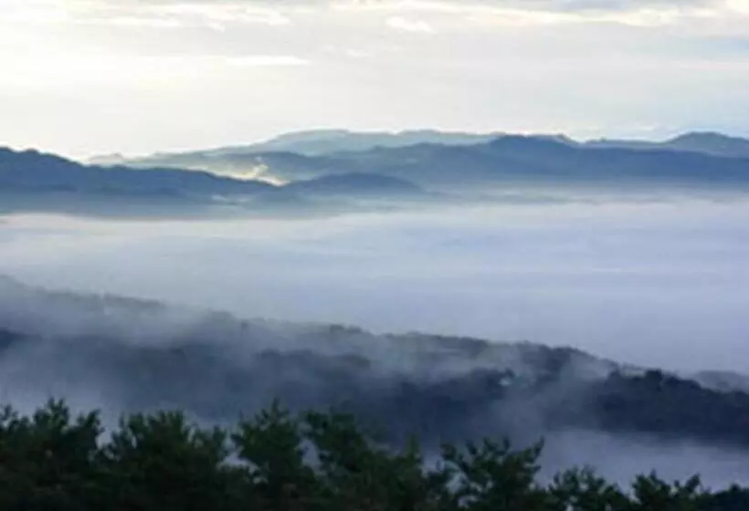 호텔 Kirishima Onsen Ryokojin Sanso