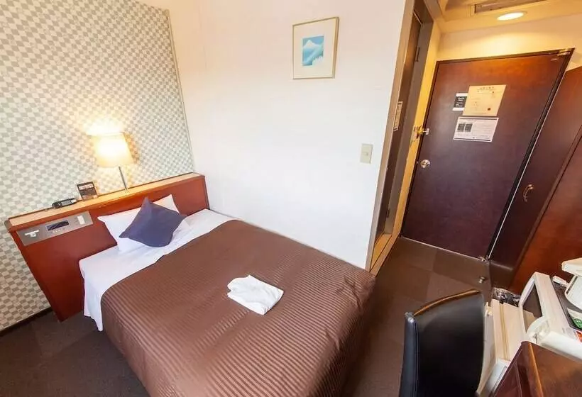 Отель Livemax Budget Sagamihara