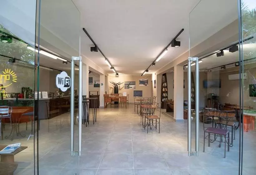 호텔 Loharano Lodge