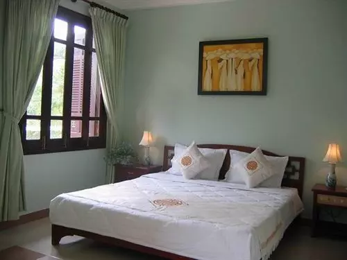 هتل Tribee Ede Central Hostel