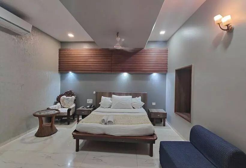 هتل Maharaja International