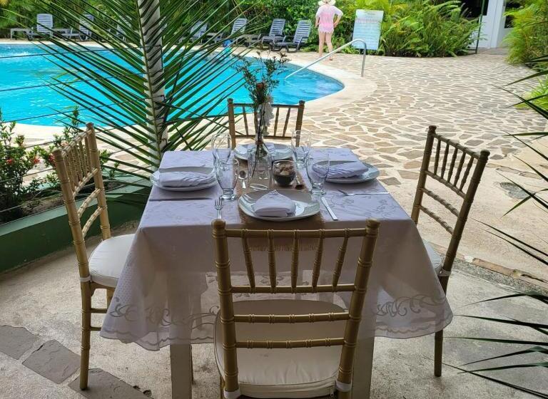 ホテル Playa Westfalia