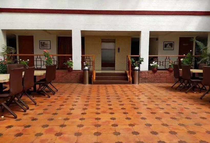 ホテル Preethi Classic Towers