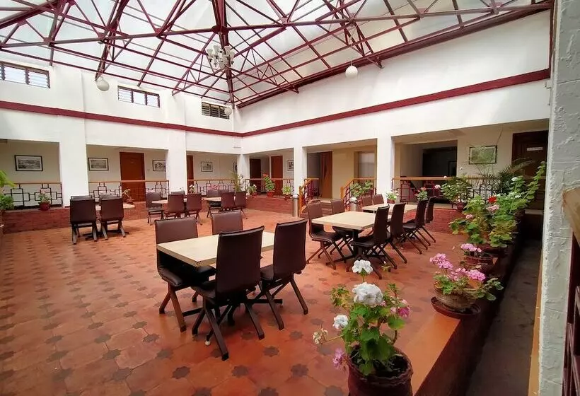 ホテル Preethi Classic Towers