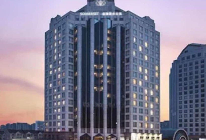 בית מלון כפרי Somerset Grand Central Dalian