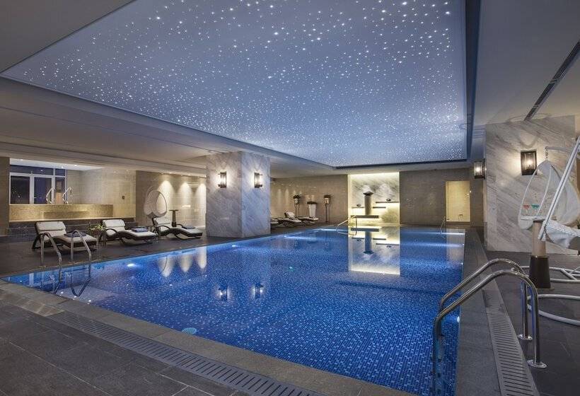 בית מלון כפרי Somerset Grand Central Dalian