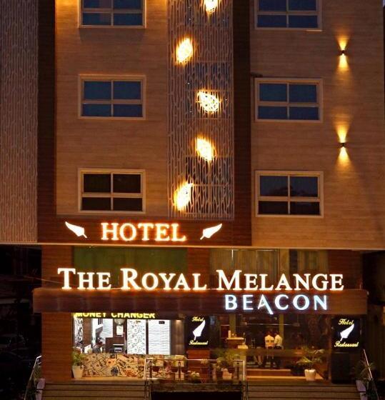 בית מלון כפרי The Royal Melange Beacon