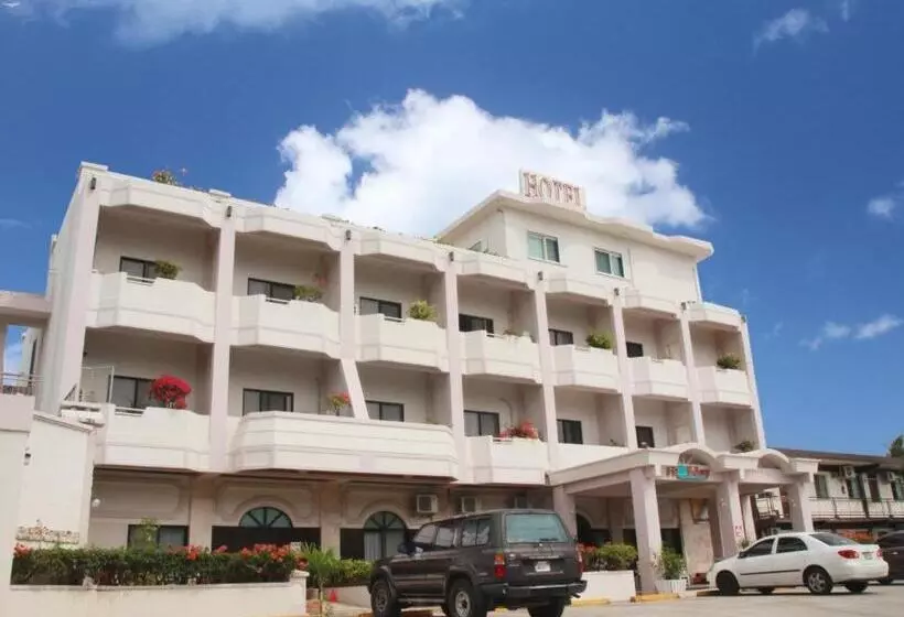 استراحتگاه Holiday Saipan